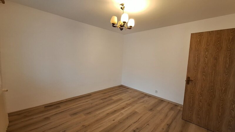 1 Decembrie - Trapezului vanzare ap. 4 cam dec