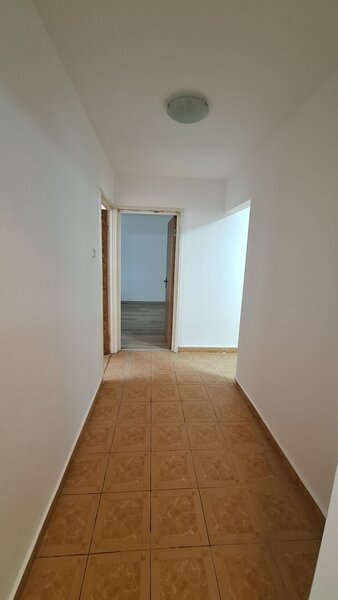 1 Decembrie - Trapezului vanzare ap. 4 cam dec